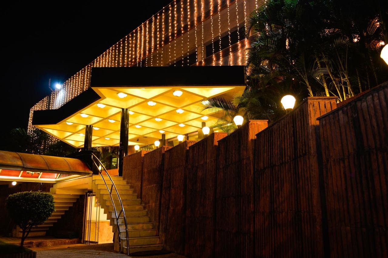 Hotel Heritage Embassy Rāipur Buitenkant foto